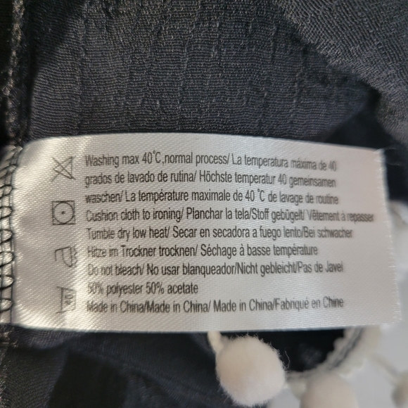 Ekouaer swimsuit cover up or robe one size black with white ball trim with tag - Picture 10 of 10